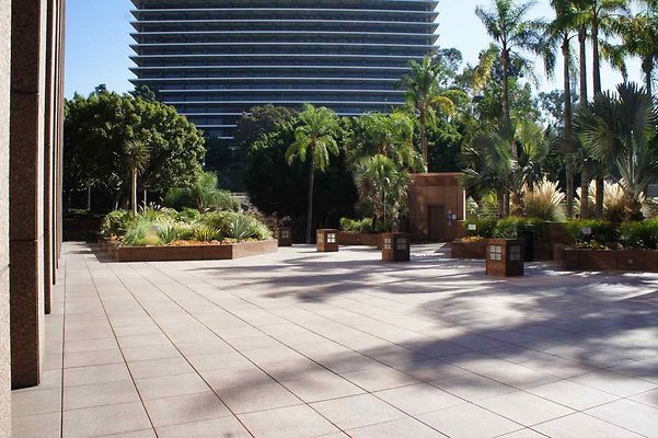 Figueroa Plaza - 19