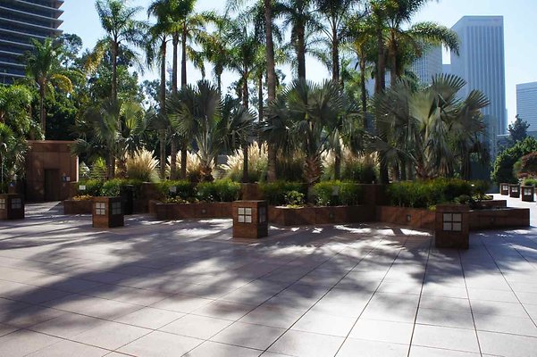Figueroa Plaza - 20