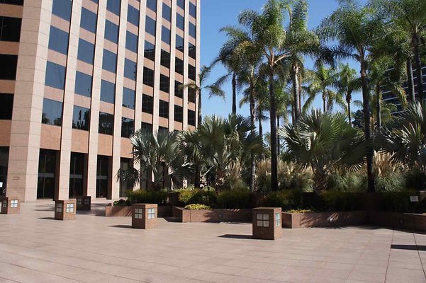 Figueroa Plaza - 11