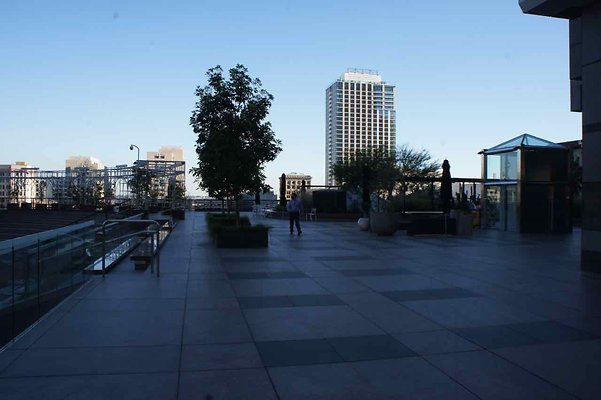 Cal Plaza - 32