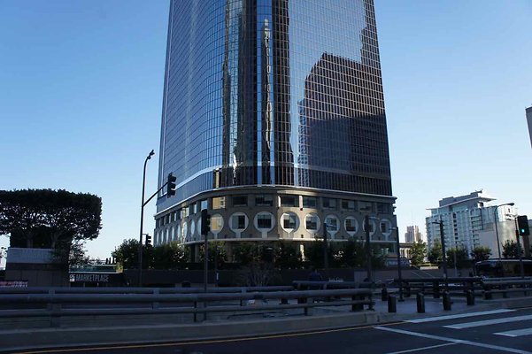 Cal Plaza - 3x