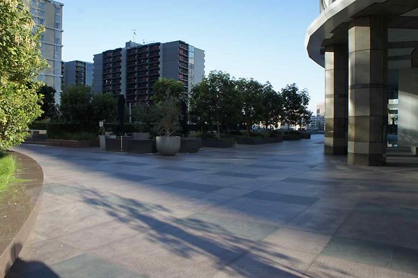 Cal Plaza - 17