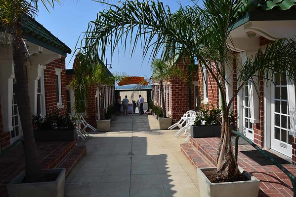 GINGERBREAD COURT YARD-121