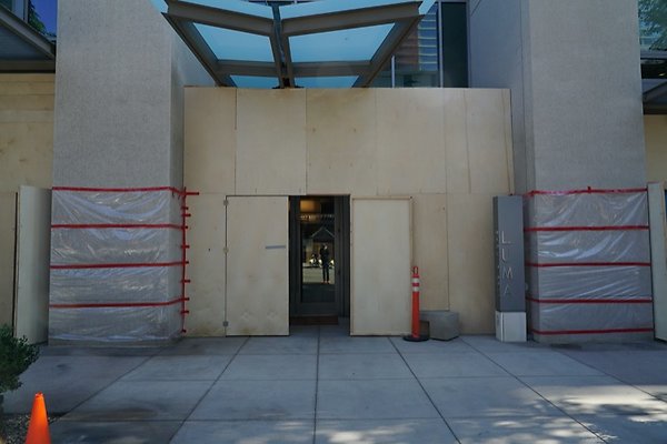 LA 1100 S. HOPE ST