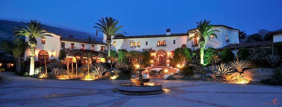 Villa 03 Front Exterior Twilight-900